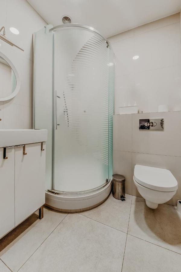 Spacious - 140 Square Meters Apartment, Vilnius City Centre Exterior foto